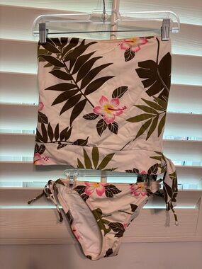 Daffy Waterworks Floral Tropical Two-Piece Bikini Set -White, Olive & Pink SZ LG